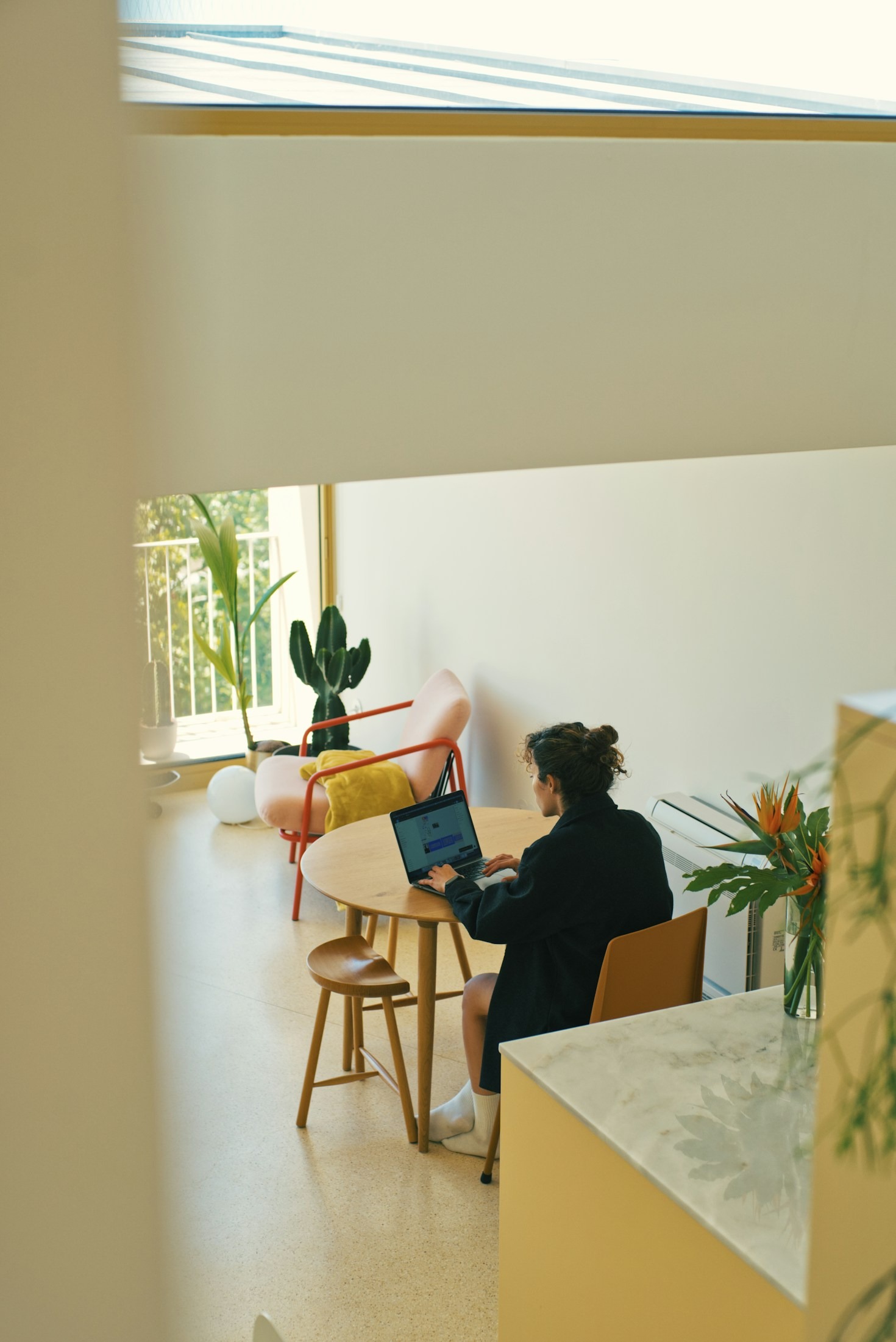 How to Craft Engaging Online Content Consistently